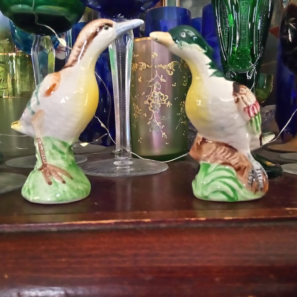 bird vintage salt and pepper ec